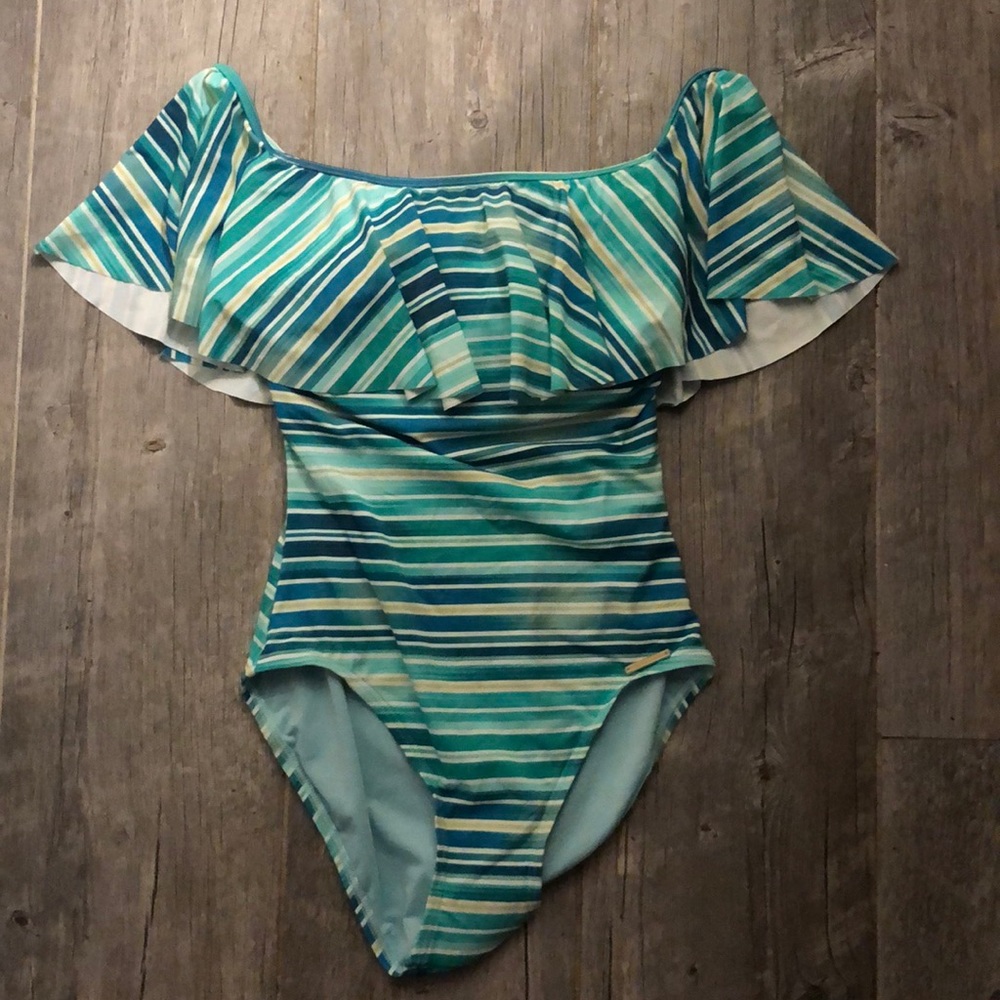 Vince Camuto swim